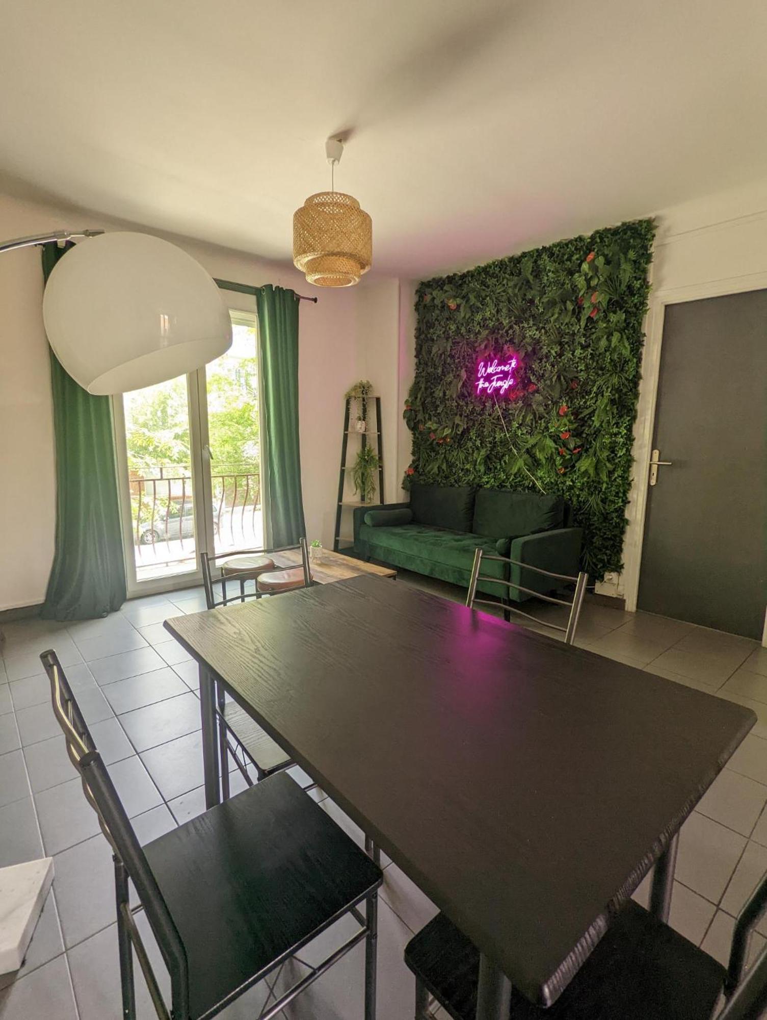 La Jungle Urbaine Avec Garage Prive & Climatisation Perpignan